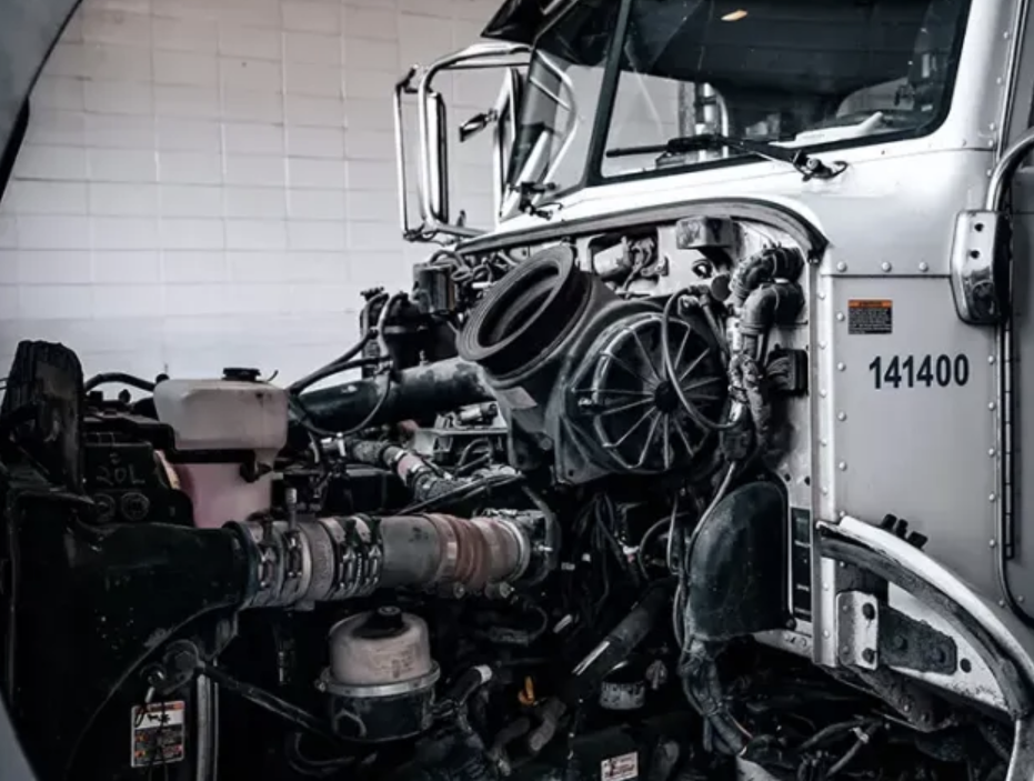 Certified and Experienced Heavy Duty Diesel Truck Mechanics